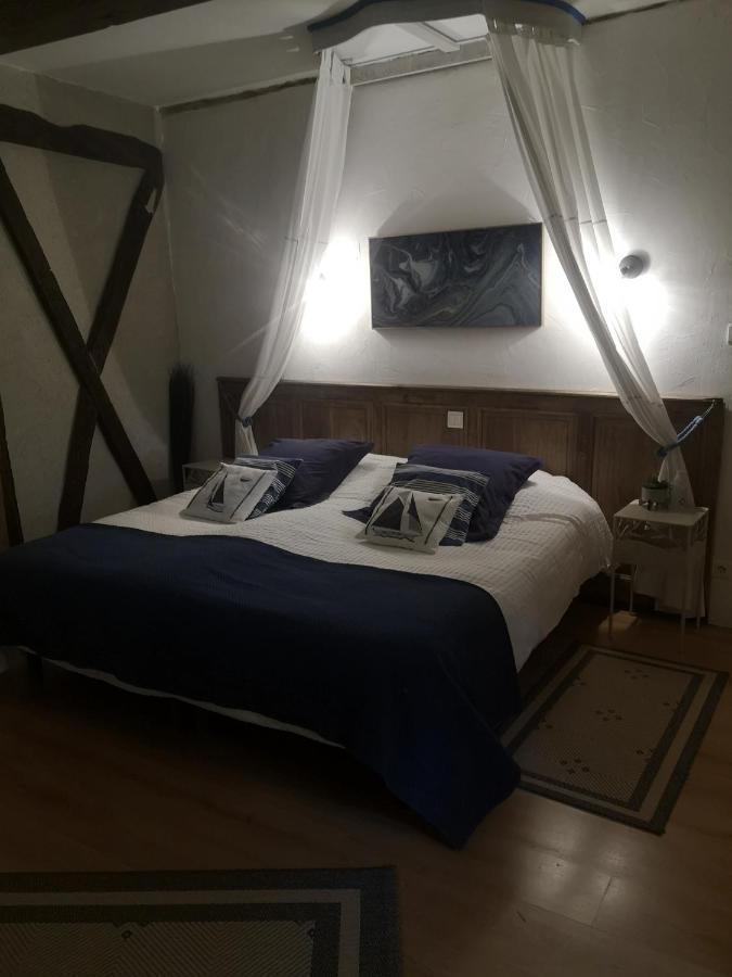 Castel Mazars Bed & Breakfast Castelnau-de-Montmiral Eksteriør bilde